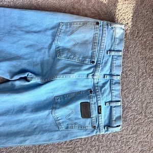 Men’s Wrangler Jeans Size 32/34.
